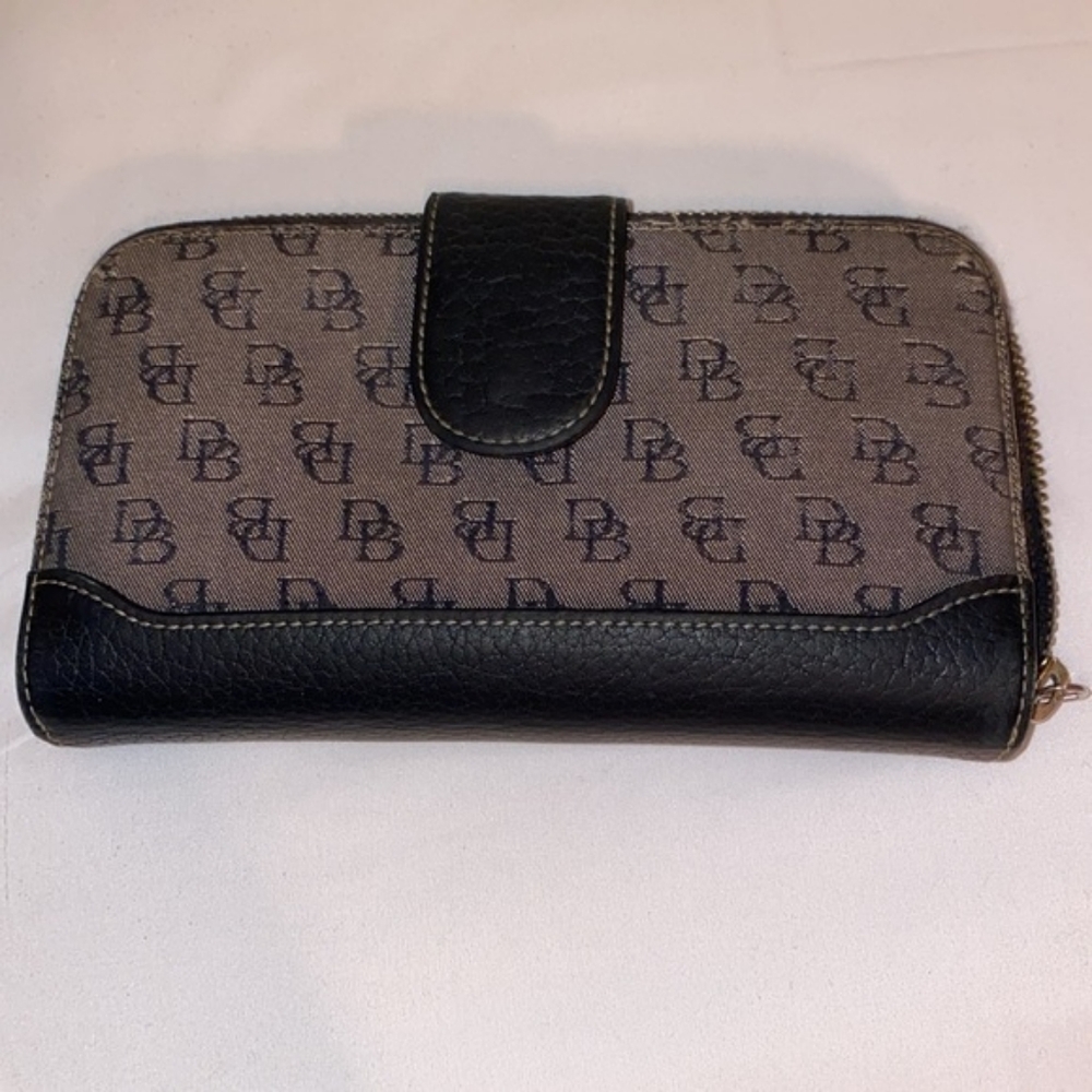Dooney & Bourke Vntg Black & Tan Leathers & Canvas Wallet! GUC